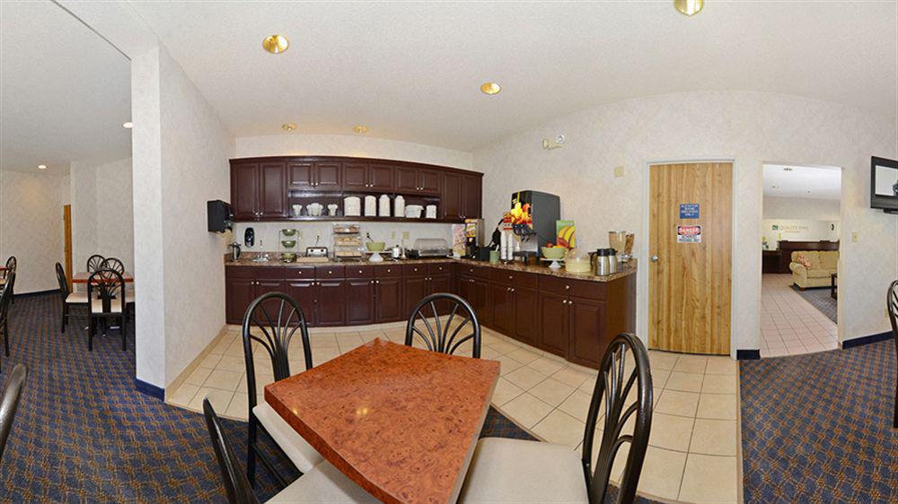 Quality Inn Карни Экстерьер фото