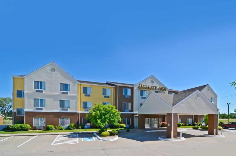 Quality Inn Карни Экстерьер фото